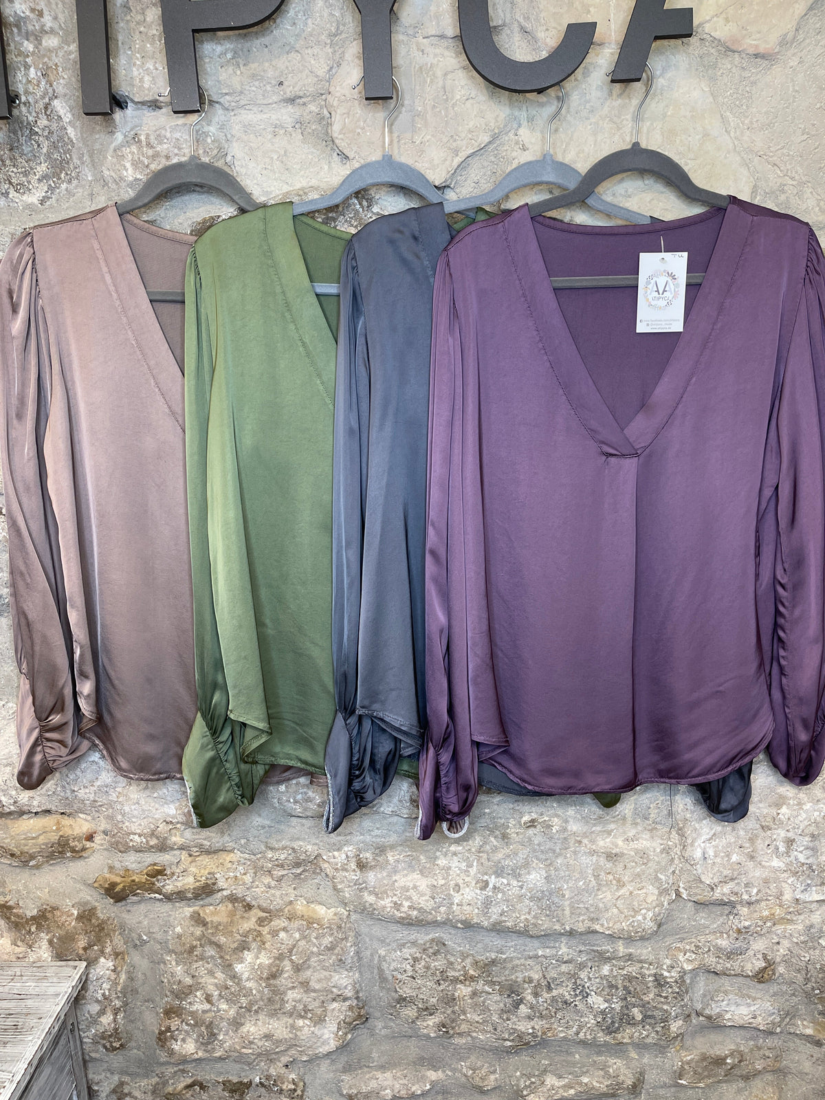 Blusa Satén manga larga ATIPYCA