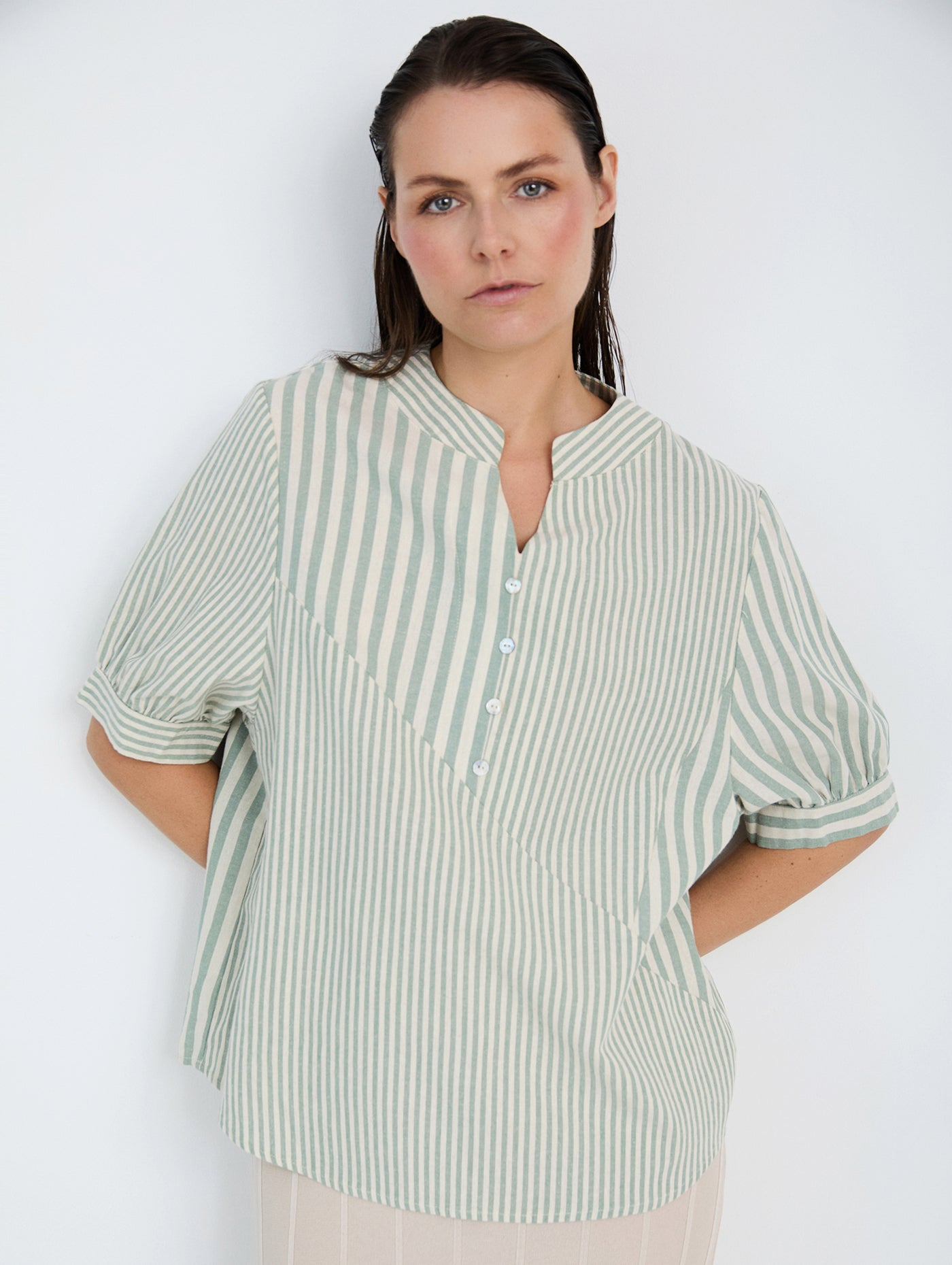 Camisa Rayas Combinadas SKATIE